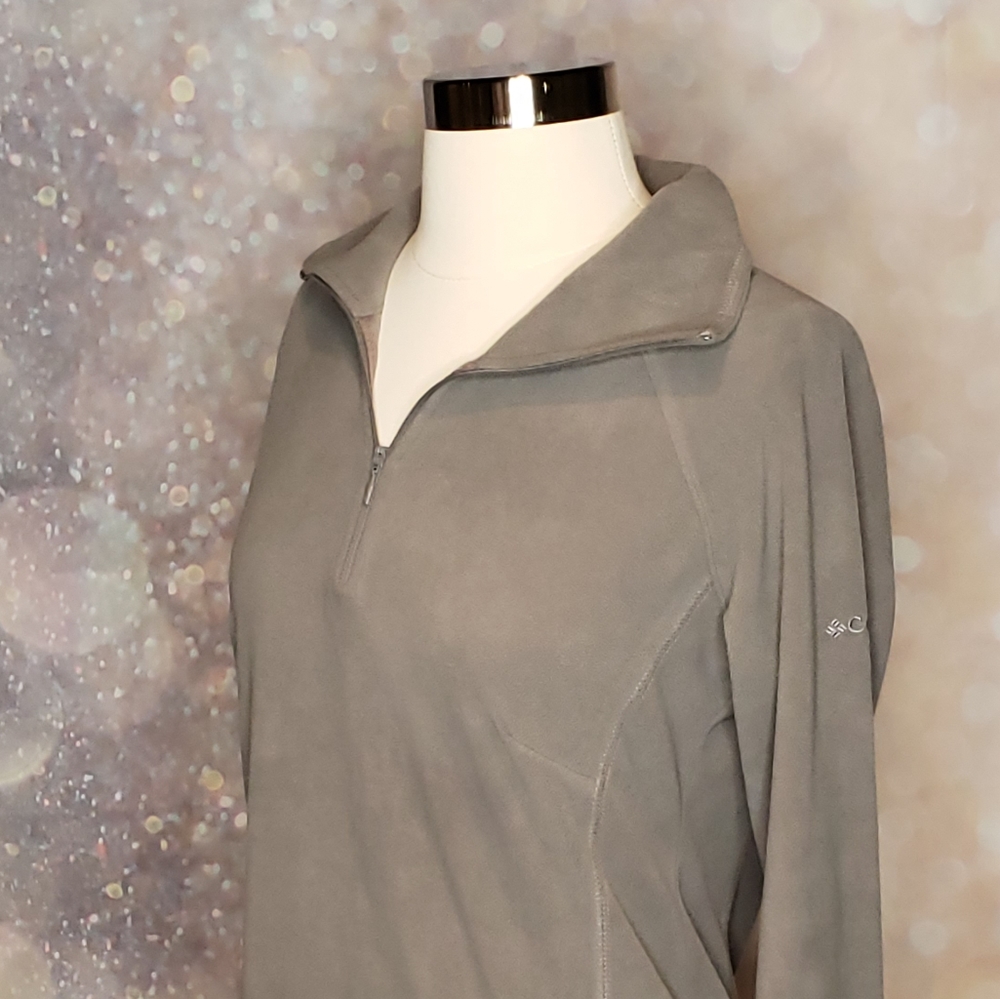 Columbia Gray Fleece Top Size S